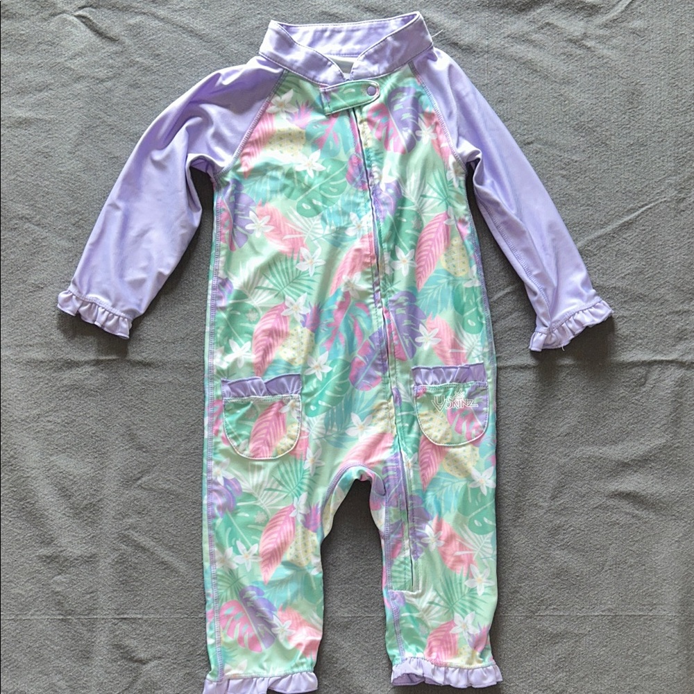 UV Skinz Baby Girl's Sun & Swim Suit - Hidden Pineapple Pattern